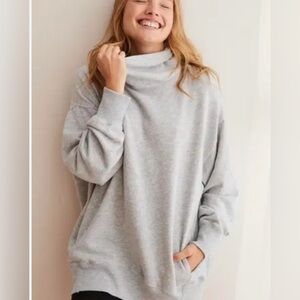 Aerie Cozy Gray Women's Sweatshirt